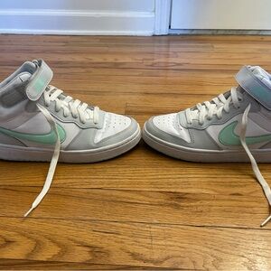 Nike Air Force -Women Size 8